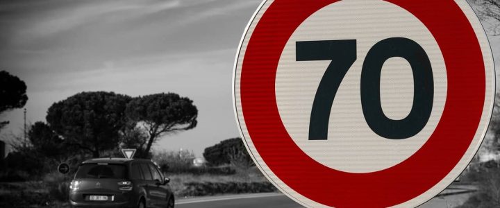 Cartello limite di velocità