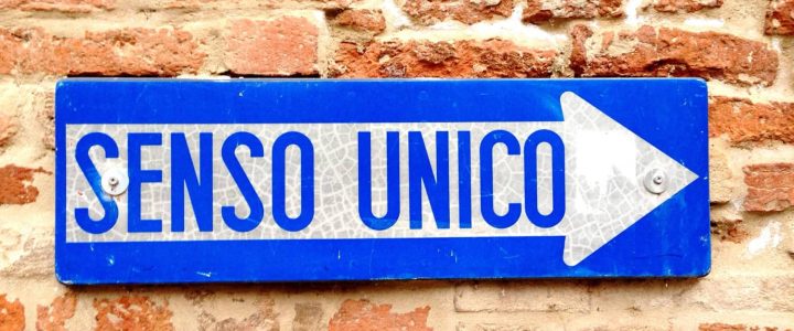 Segnale di senso unico