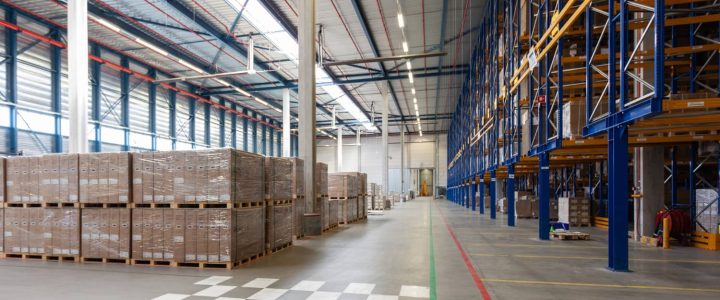 Segnaletica orizzontale aziendale interna magazzini Venezia Treviso Padova