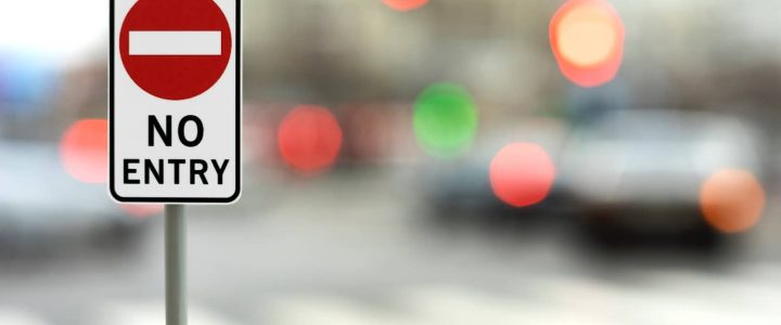 Divieto di accesso. Cartello divieto di accesso.