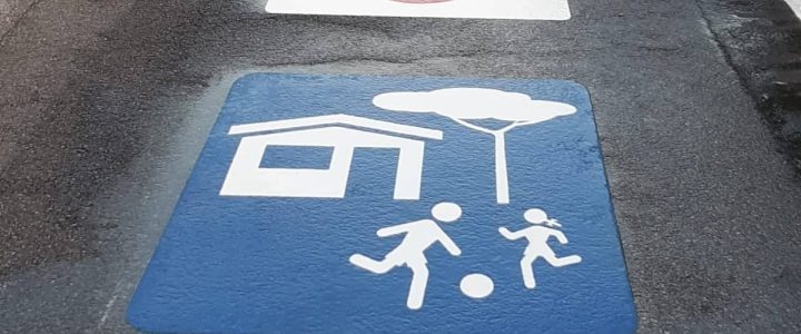 Cartello zona residenziale