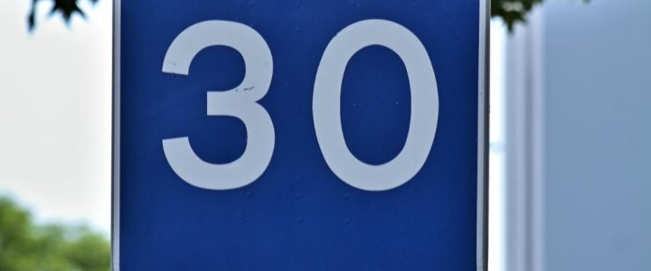 segnale velocità consigliata cartello