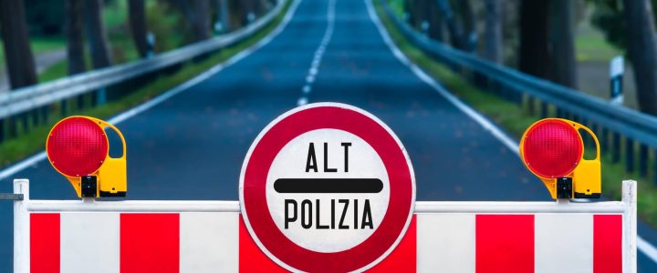 segnale alt polizia cosa significa