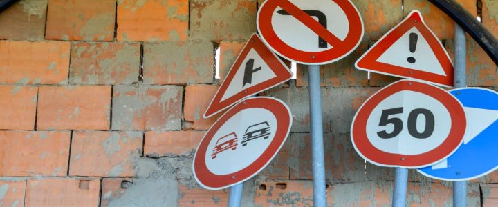 Pali segnaletica stradale